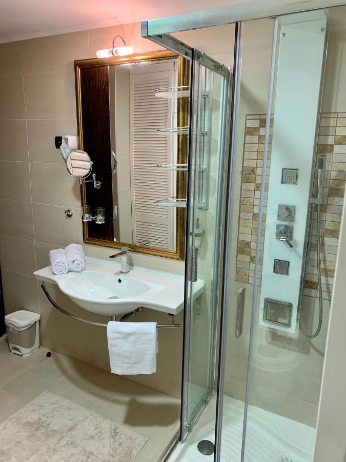 A01 Setany-Silverine Apartmanhaz-Orzoett Parkoloval Balatonfured Luaran gambar